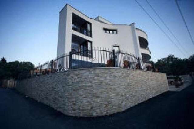 Апарт-отели Villa M Добра-Вода-6